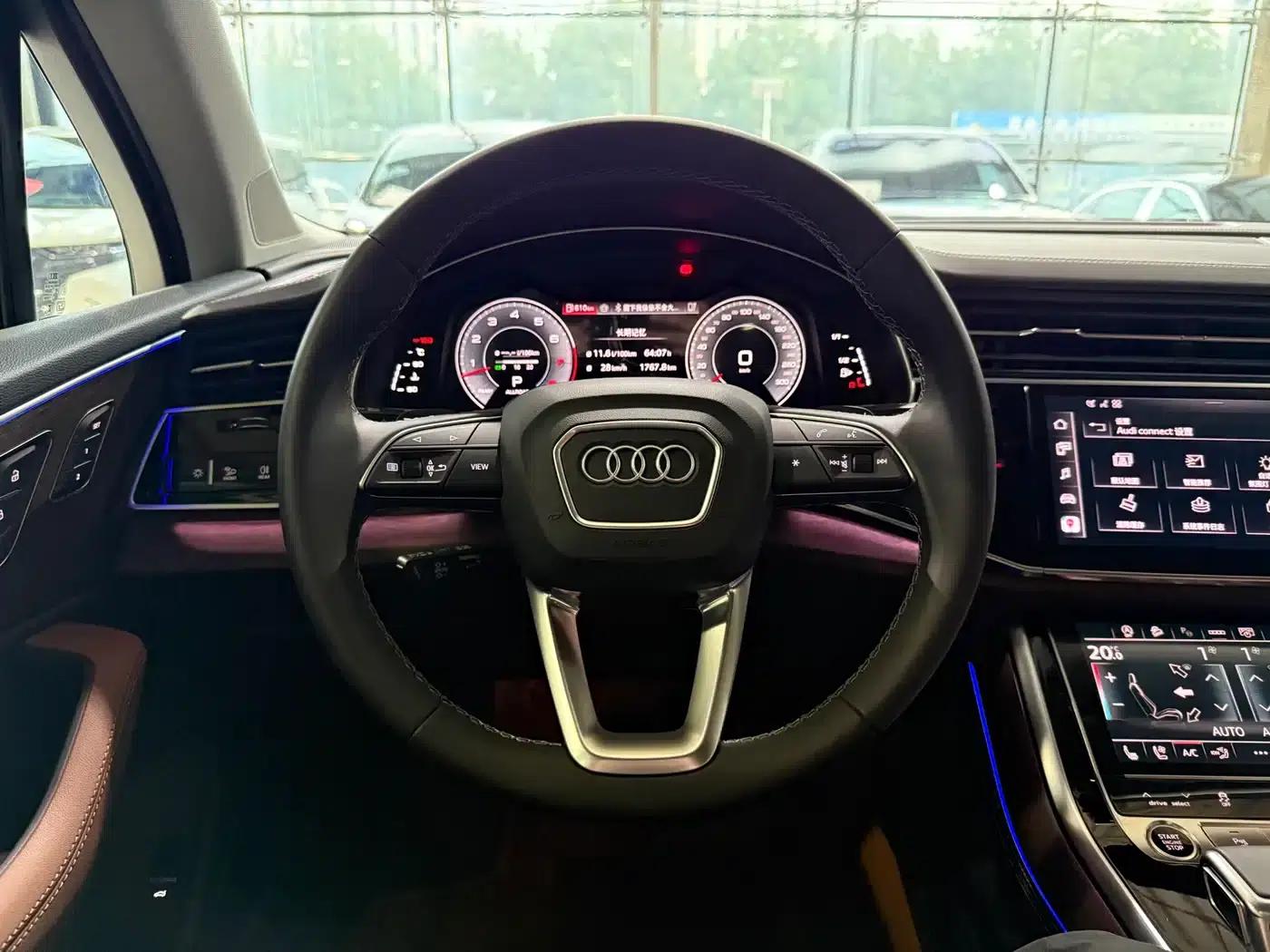 Audi Q7 2025 55 TFSI quattro S line Sport — миниатюра 13