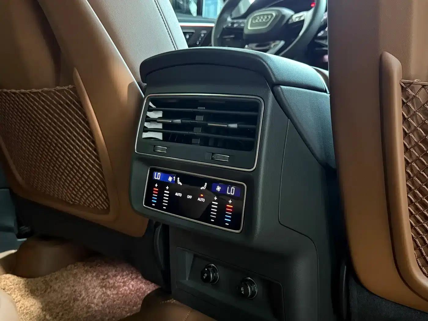 Audi Q7 2025 55 TFSI quattro S line Sport — миниатюра 19