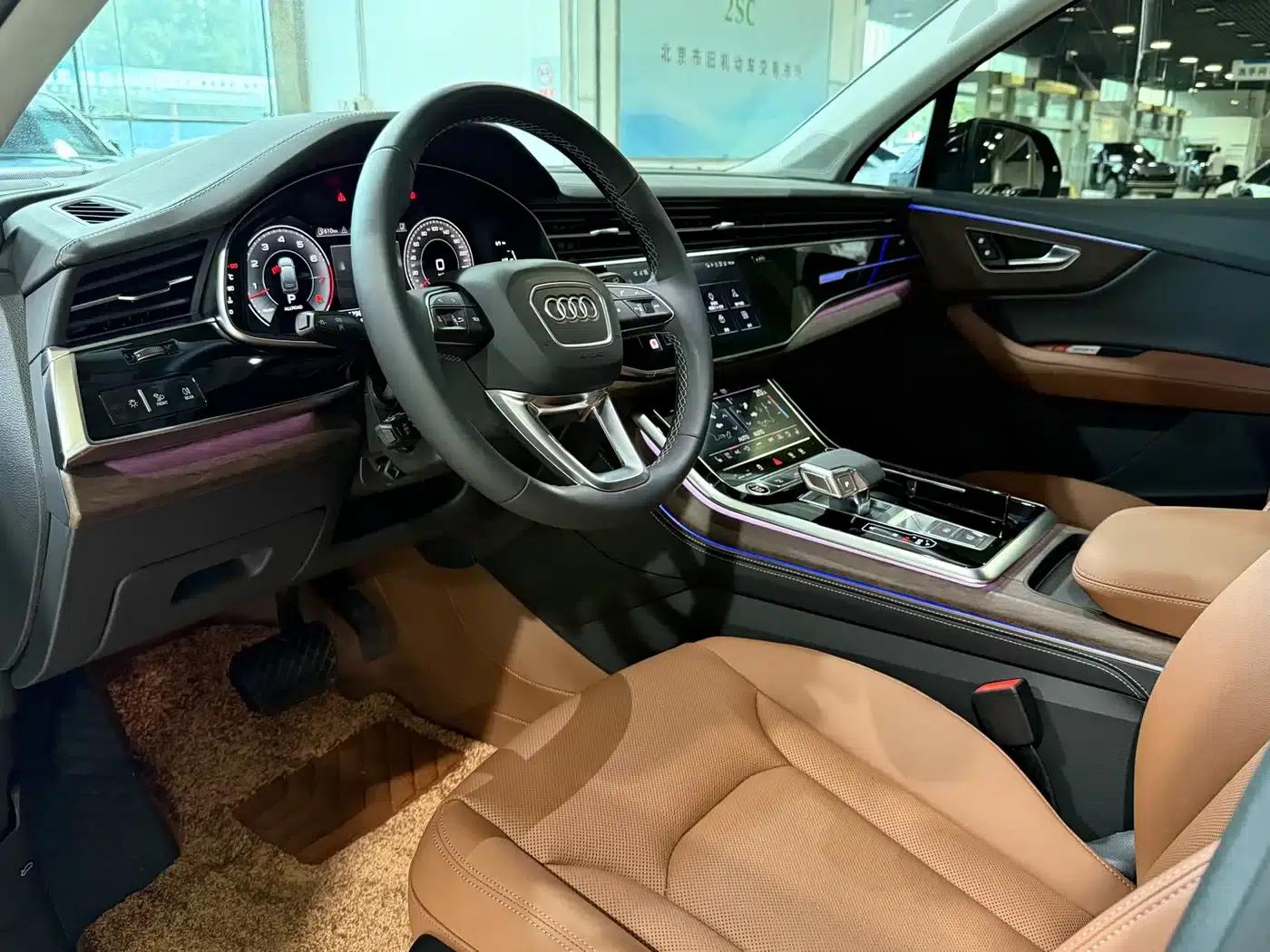 Audi Q7 2025 55 TFSI quattro S line Sport — миниатюра 5