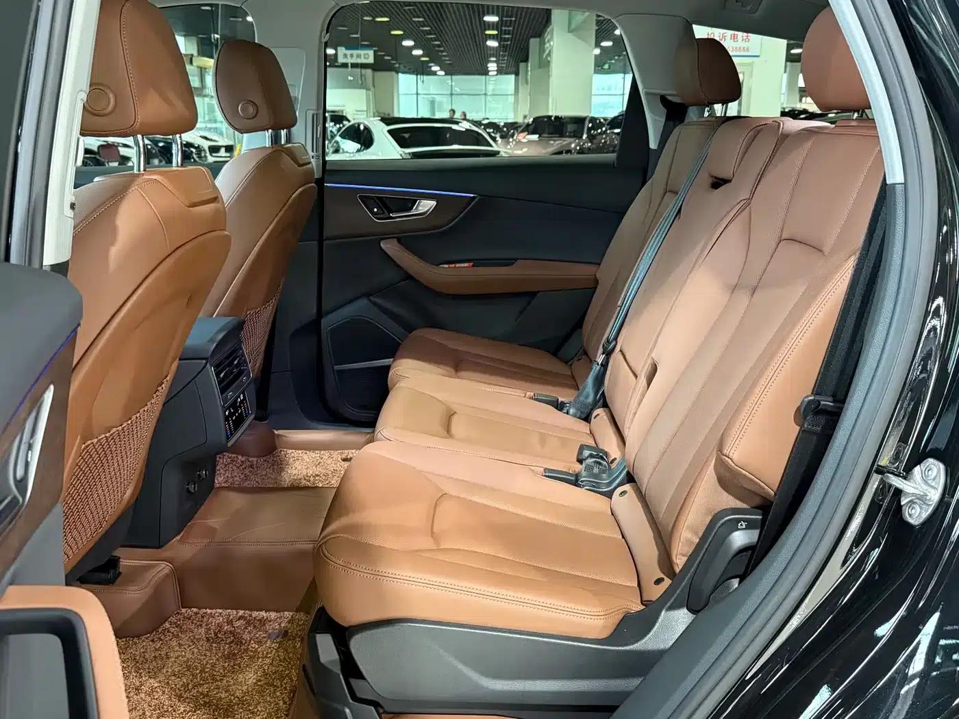 Audi Q7 2025 55 TFSI quattro S line Sport — миниатюра 6