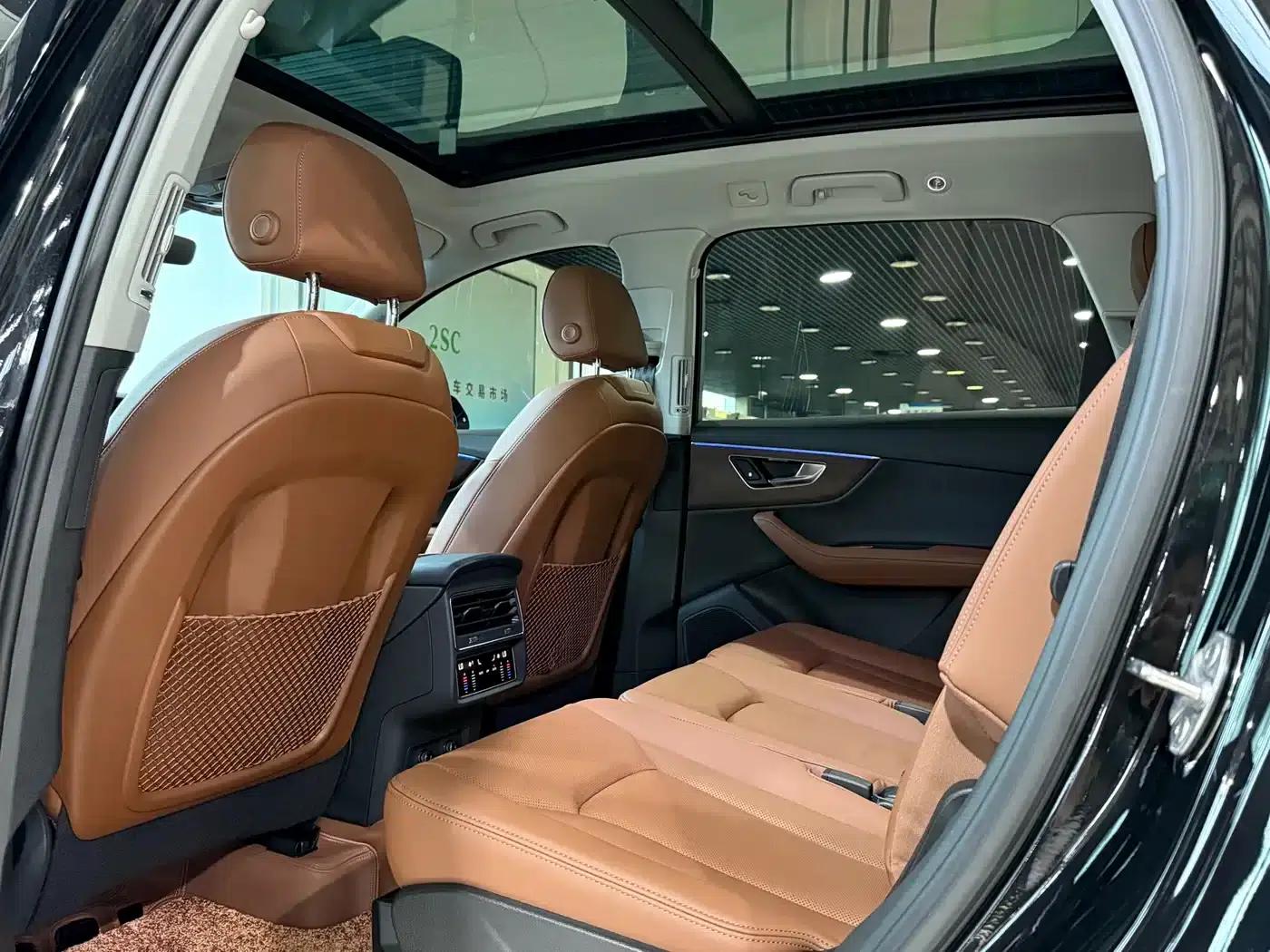 Audi Q7 2025 55 TFSI quattro S line Sport — миниатюра 7