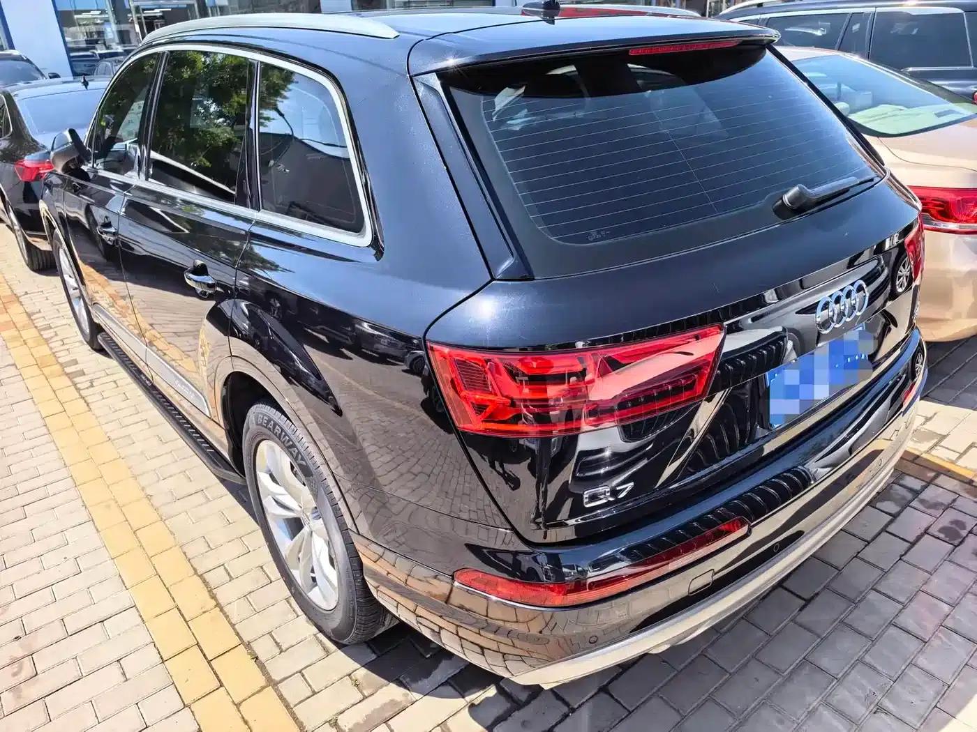 Audi Q7 2019 55 TFSI Technology Edition — миниатюра 3