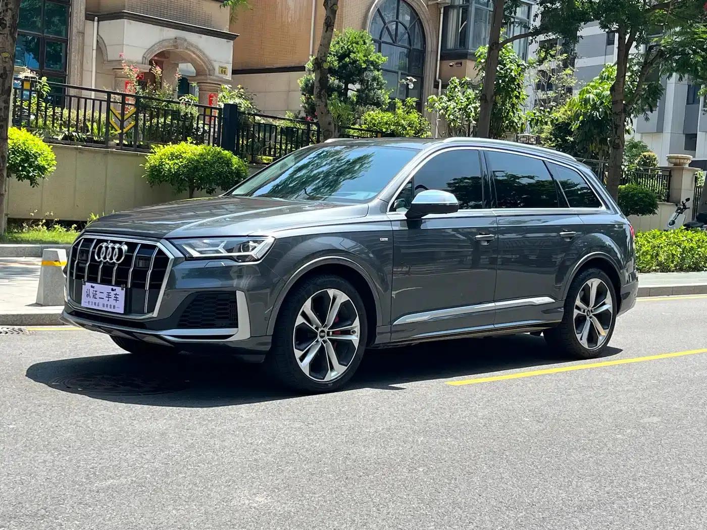 Audi Q7 2022 55 TFSI quattro S line Premium — миниатюра 1
