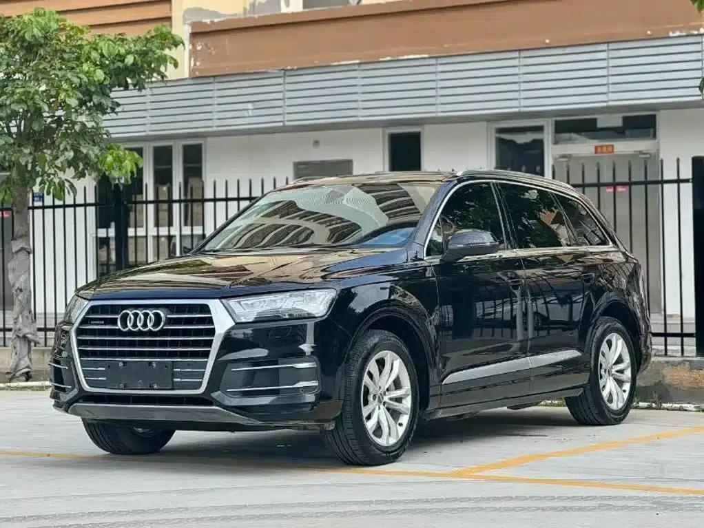 Audi Q7 2018 40 TFSI Comfort — миниатюра 1