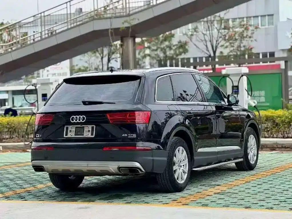 Audi Q7 2019 45 TFSI Comfort — миниатюра 4
