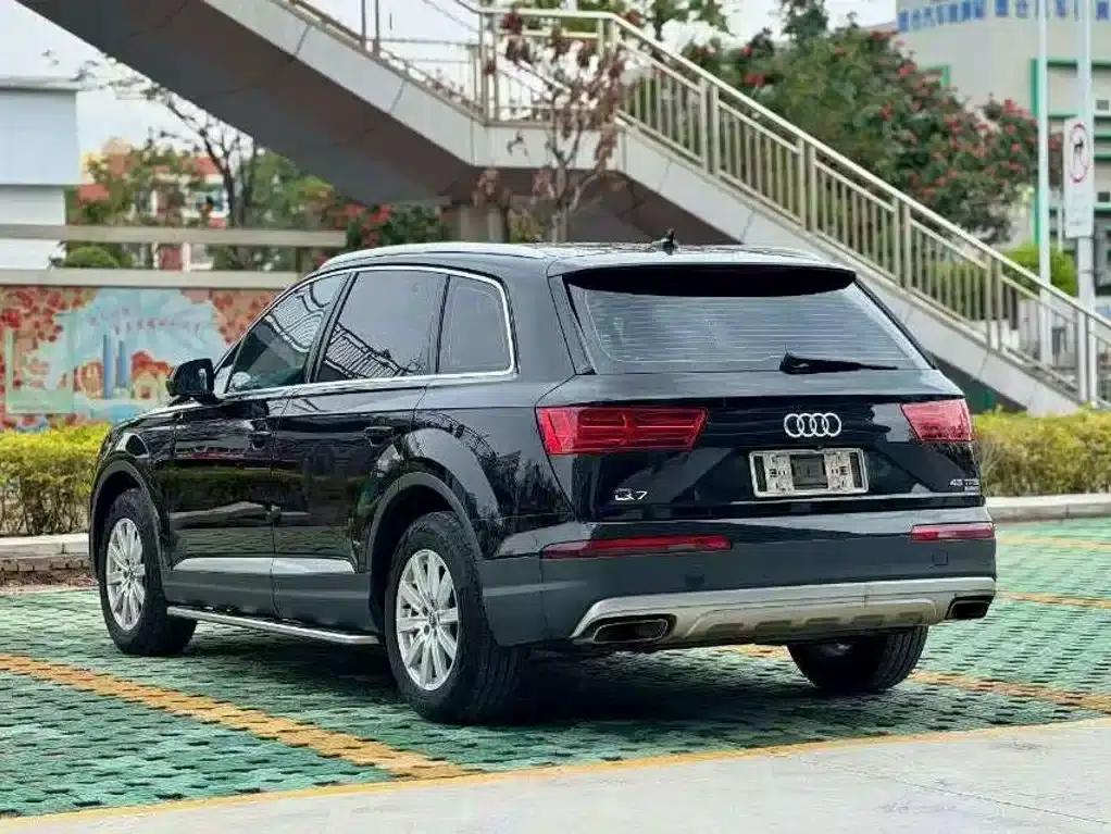 Audi Q7 2019 45 TFSI Comfort — миниатюра 6