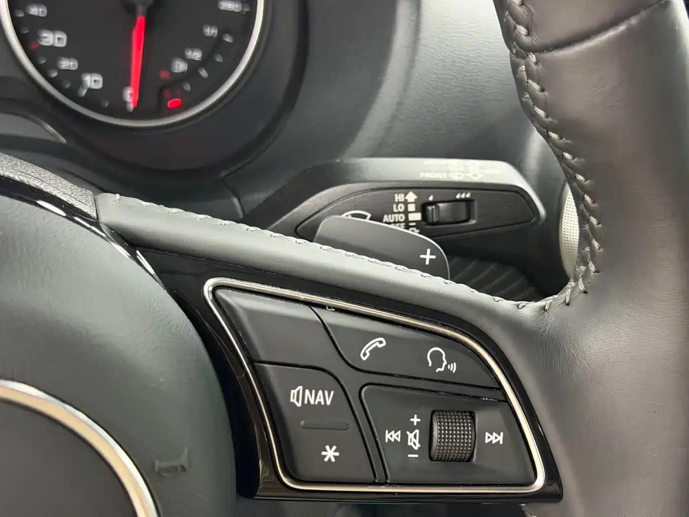 Audi Q2L 2022 35 TFSI Fashion Elegance — миниатюра 10