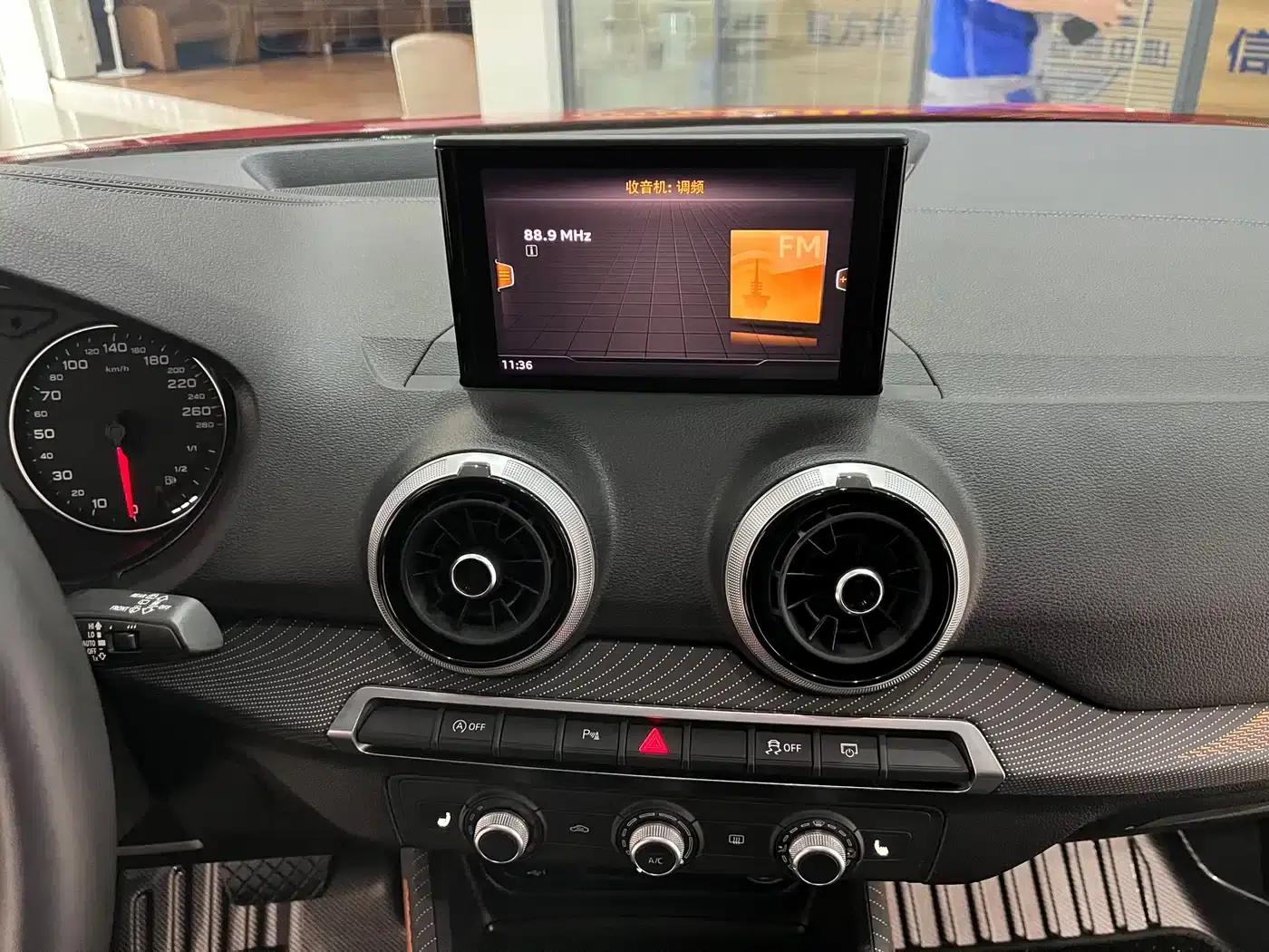 Audi Q2L 2022 35 TFSI Progressive Dynamic Edition — миниатюра 14