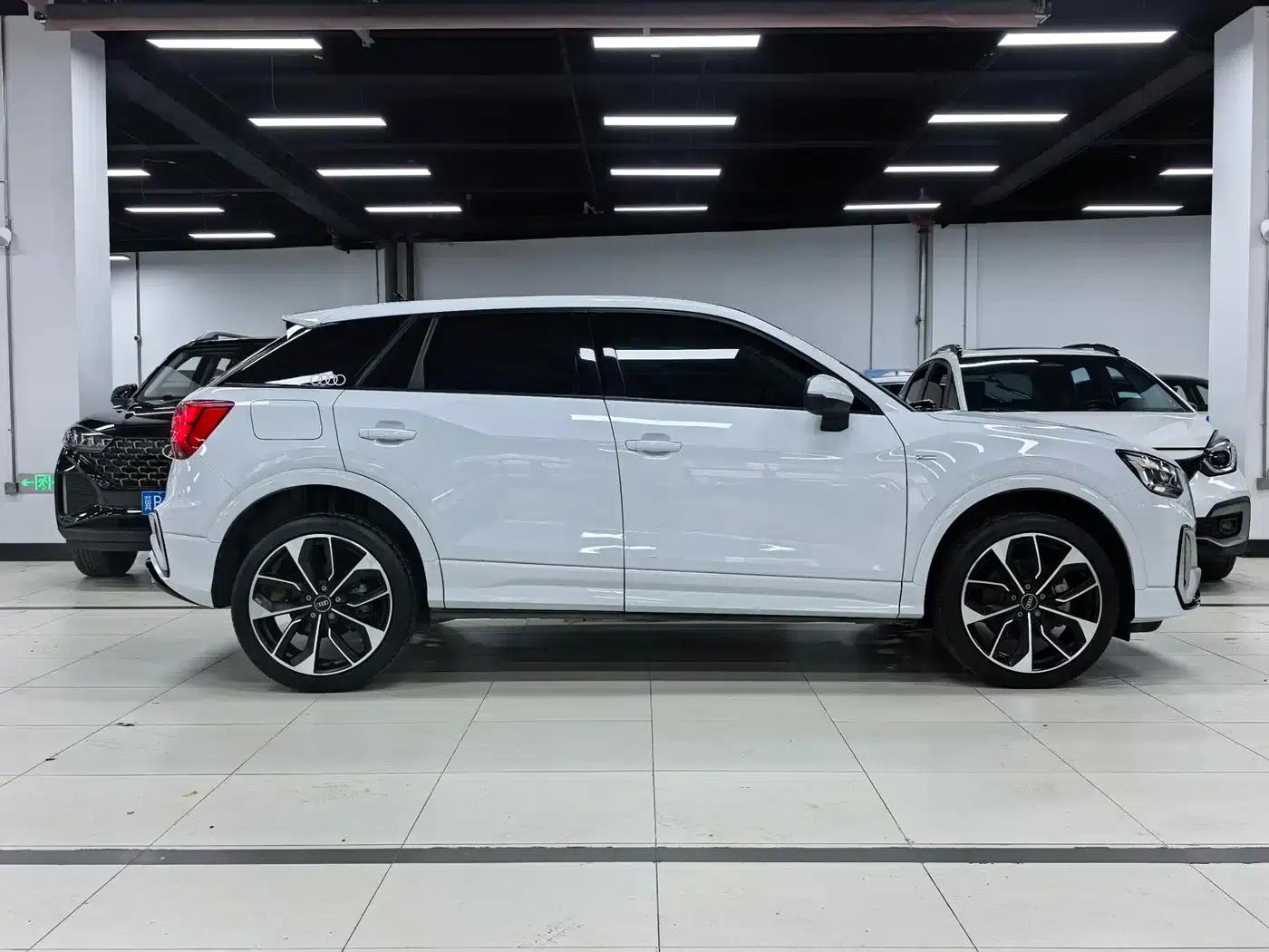 Audi Q2L 2022 35 TFSI Luxury Dynamic — миниатюра 7