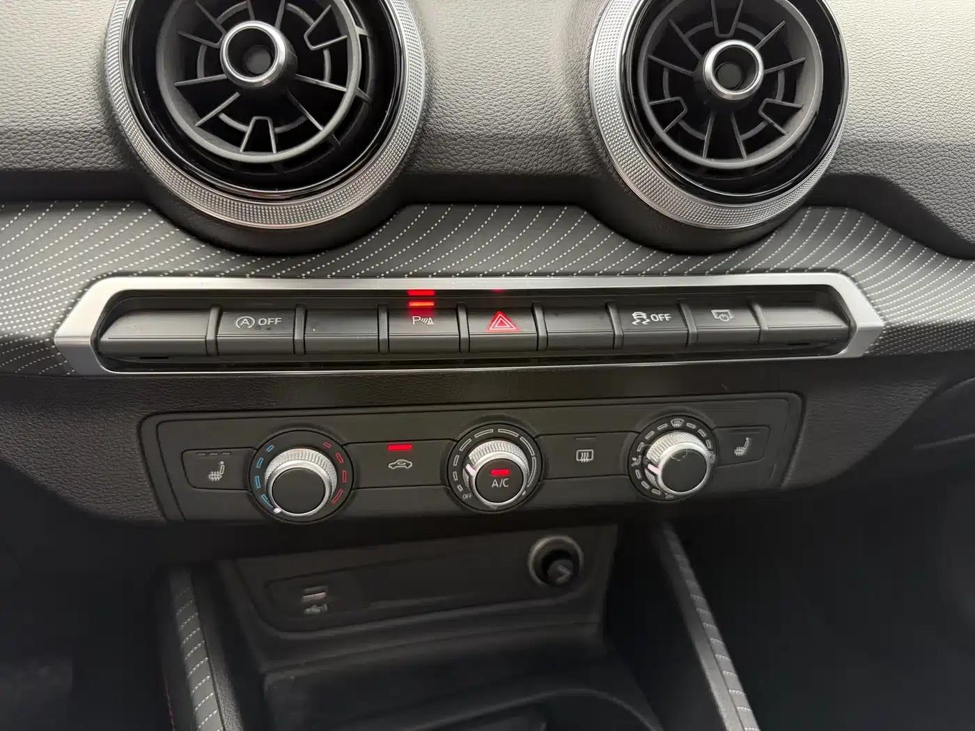 Audi Q2L 2022 35 TFSI Progressive Dynamic Edition — миниатюра 11