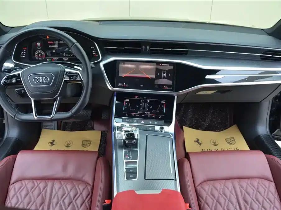 2024 Audi A7L 45 TFSI quattro Black Edition — миниатюра 6