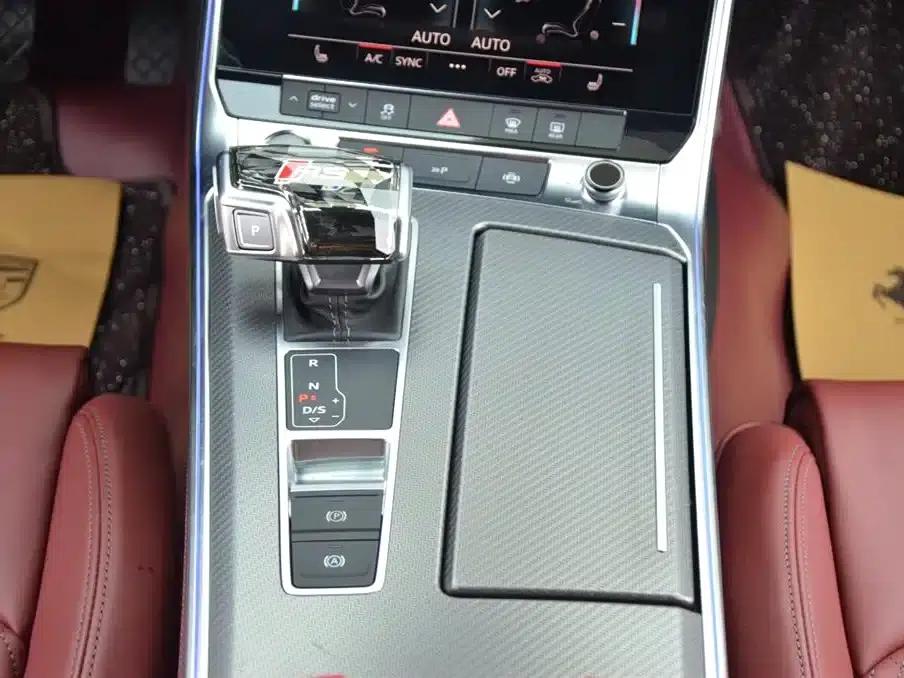2024 Audi A7L 45 TFSI quattro Black Edition — миниатюра 9
