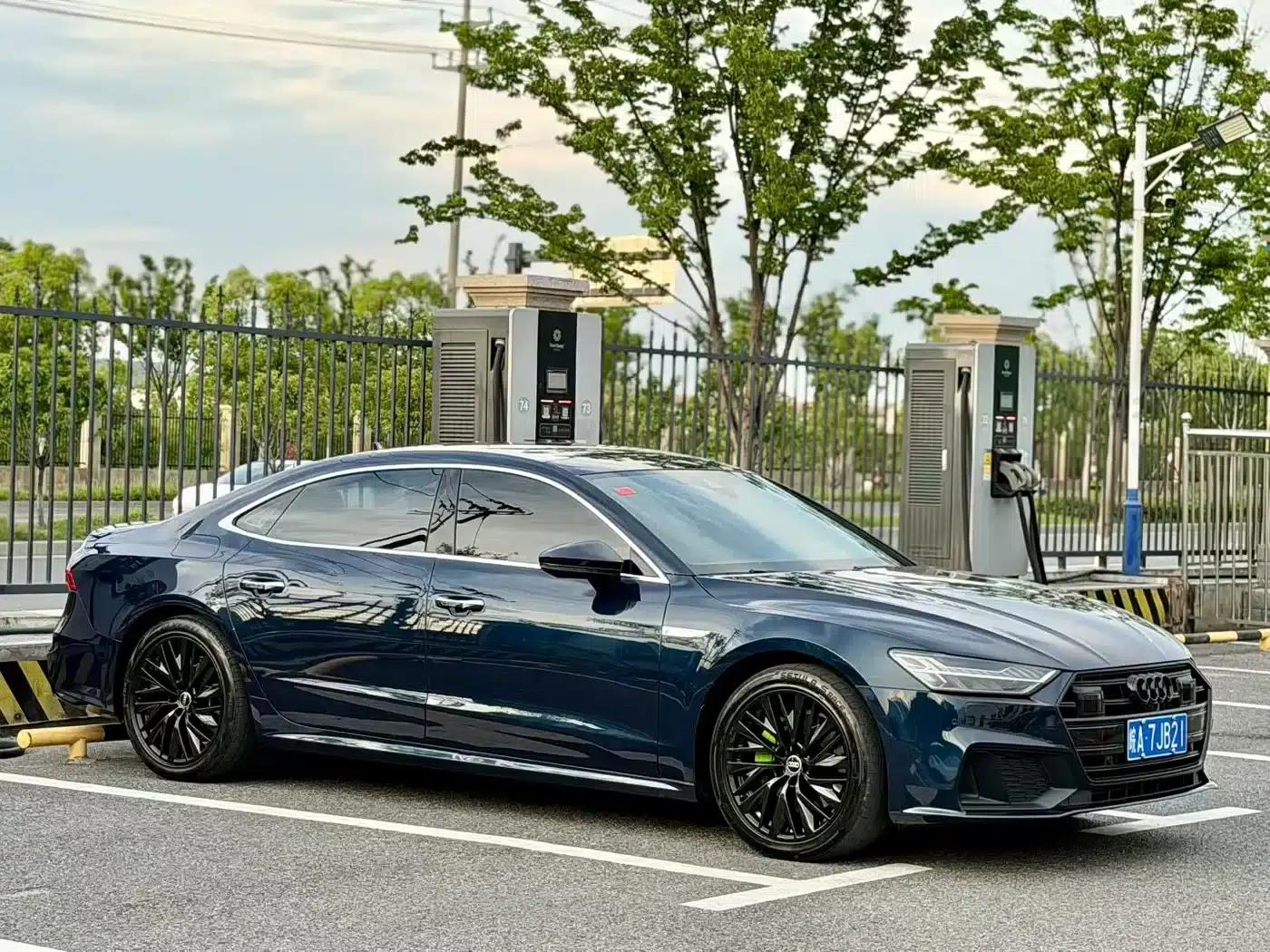 Audi A7L 2022 45 TFSI S-line Dream Edition Crystal Package — миниатюра 3