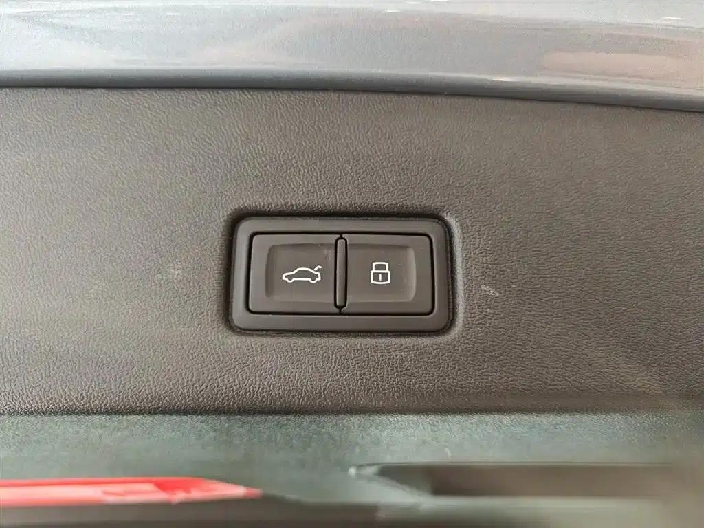Audi Q4 e-tron 2024 Model 40 e-tron Trailblazer — миниатюра 13