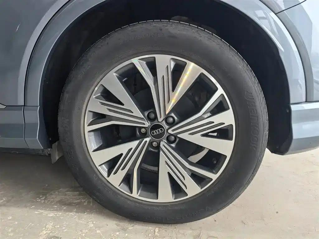 Audi Q4 e-tron 2024 Model 40 e-tron Adventure Edition — миниатюра 14
