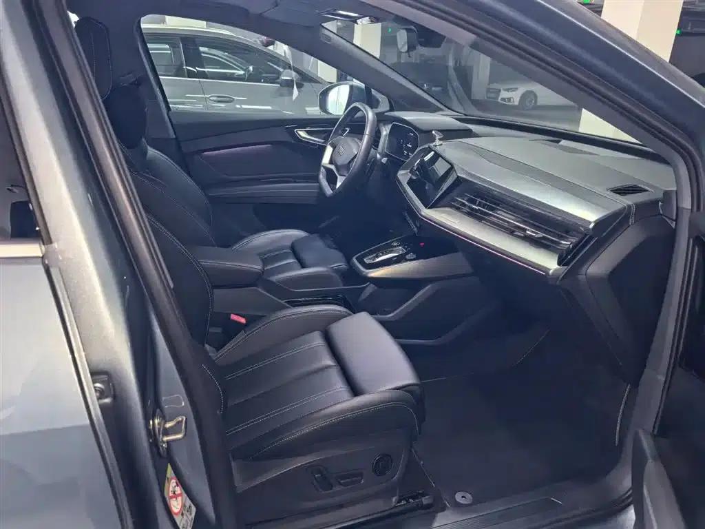 Audi Q4 e-tron 2024 Model 40 e-tron Adventure Edition — миниатюра 10