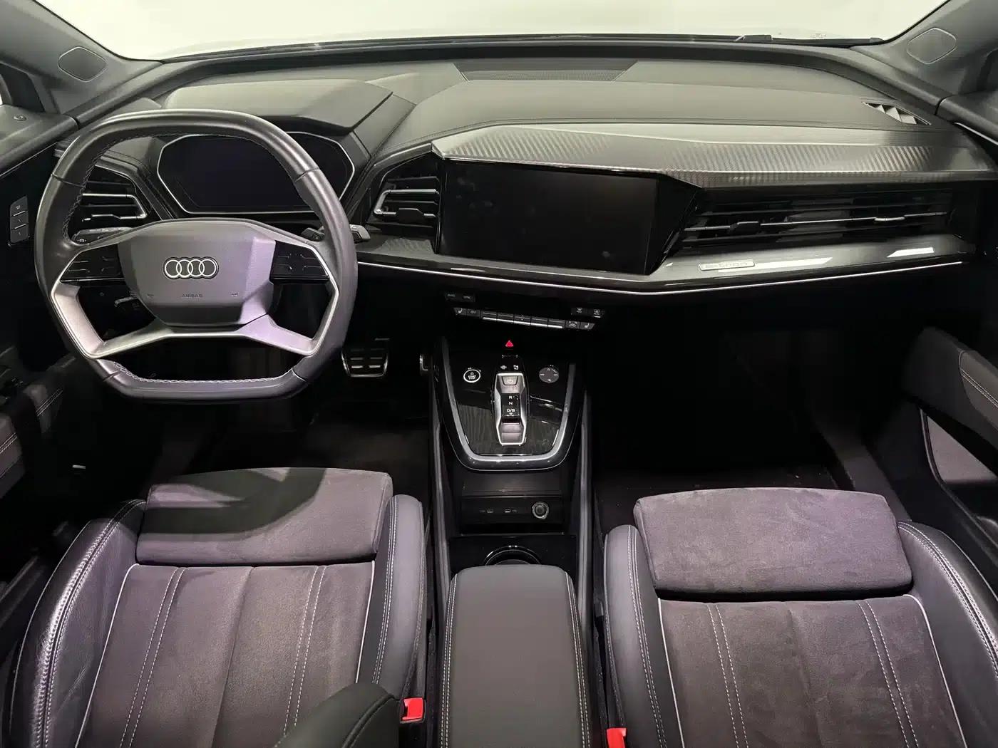 Audi Q4 e-tron 2022 Model 40 e-tron Trailblazer — миниатюра 8