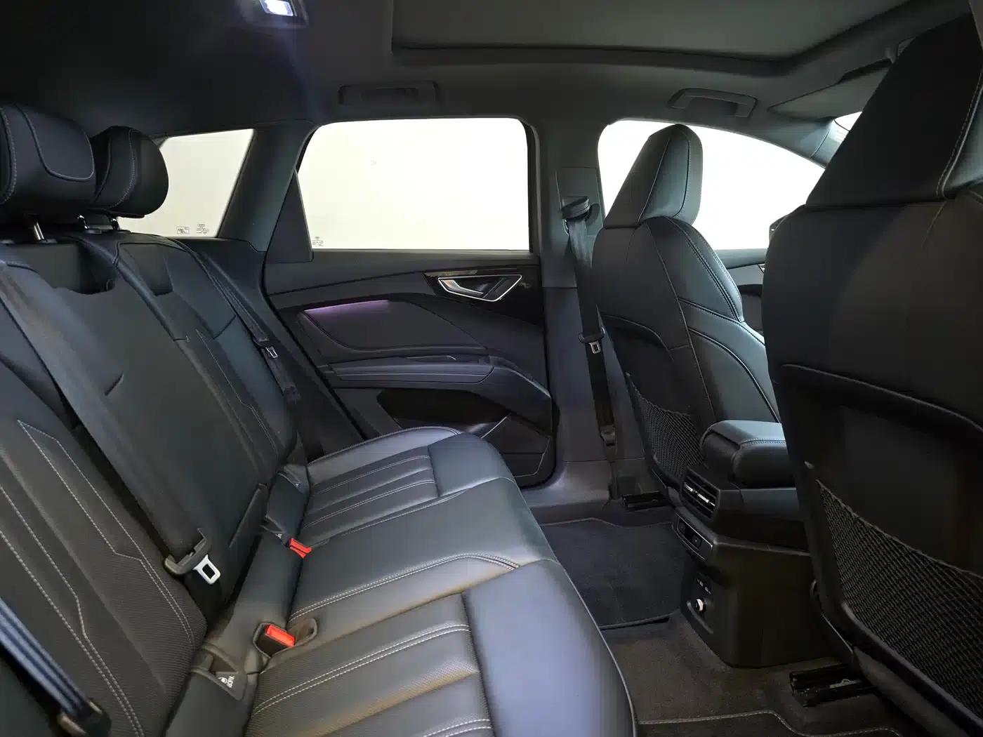 Audi Q4 e-tron 2024 Model 40 e-tron Trailblazer — миниатюра 7