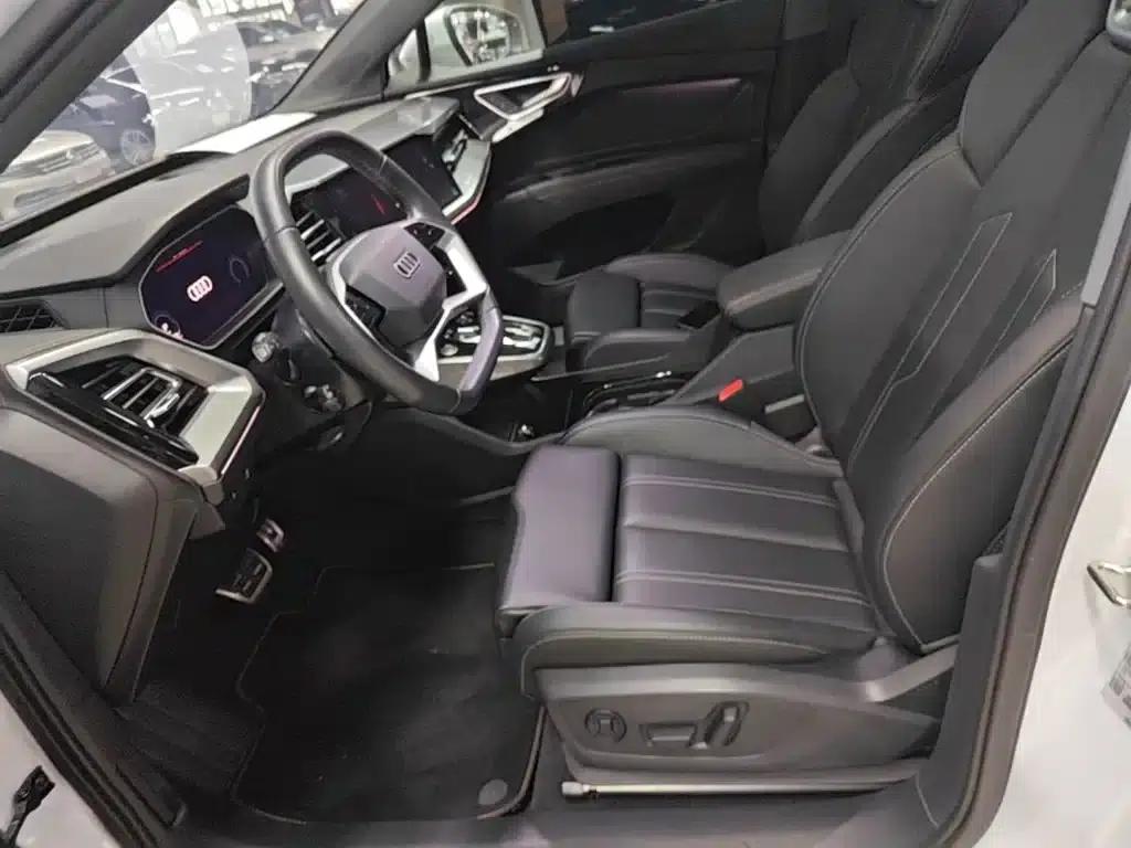 Audi Q4 e-tron 2024 Model 40 e-tron Adventure Edition — миниатюра 15