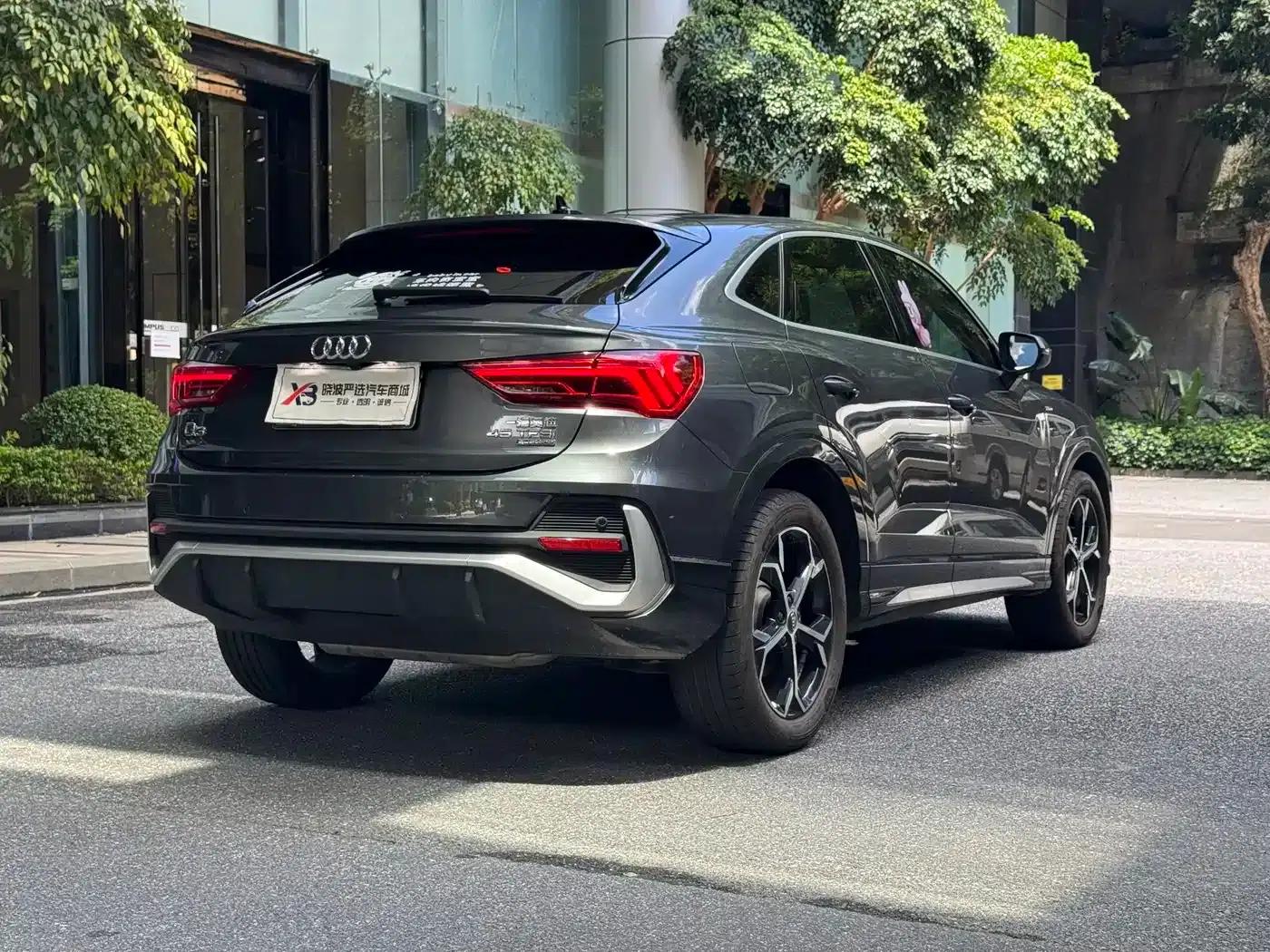 Audi Q3 Sportback 2020 45 TFSI quattro Fashion Edition — миниатюра 3