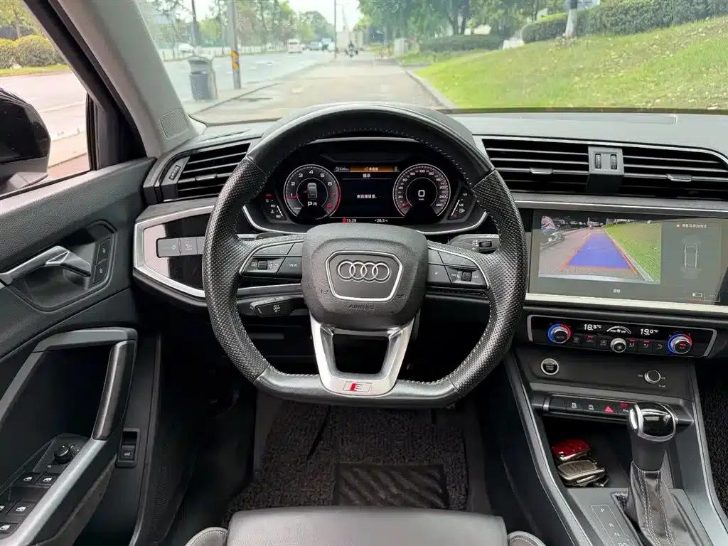 Audi Q3 Sportback 2022 40 TFSI Fashion Edition — миниатюра 14