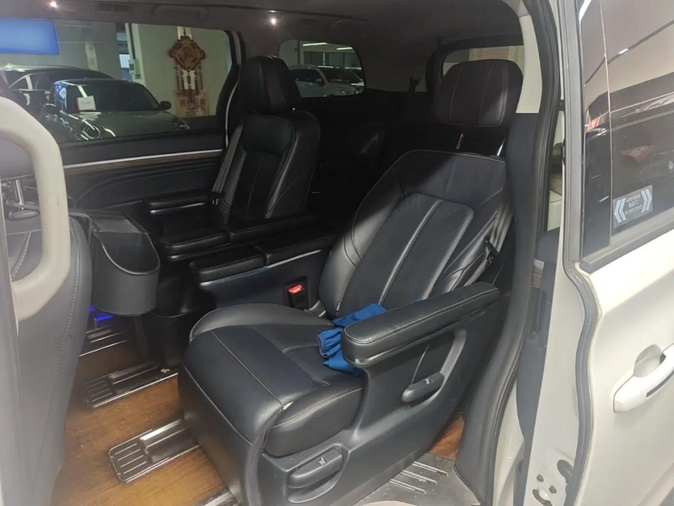 GAC Trumpchi M8 2021 Lingxiu Series 390T Deluxe Edition — миниатюра 20