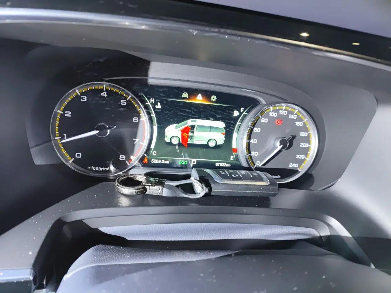 GAC Trumpchi M8 2023 Lingxiu Series 390T Deluxe Edition — миниатюра 11