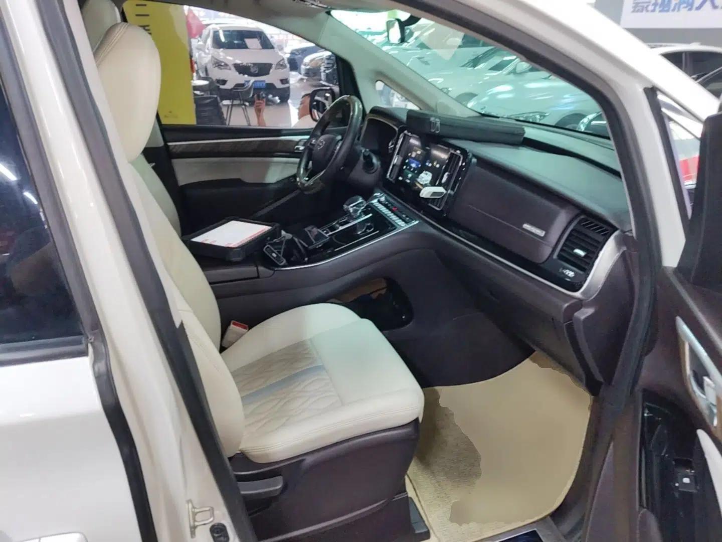 GAC Trumpchi M8 2021 Revised Version Lingxiu Series 390T Luxury Edition — миниатюра 19