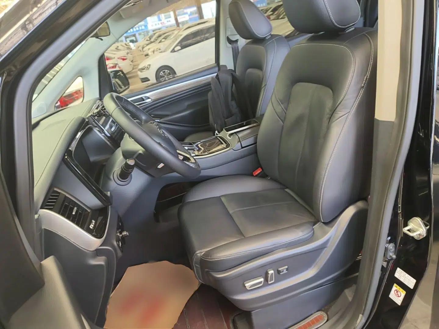 GAC Trumpchi M8 2023 Lingxiu Series 390T Deluxe Edition — миниатюра 17