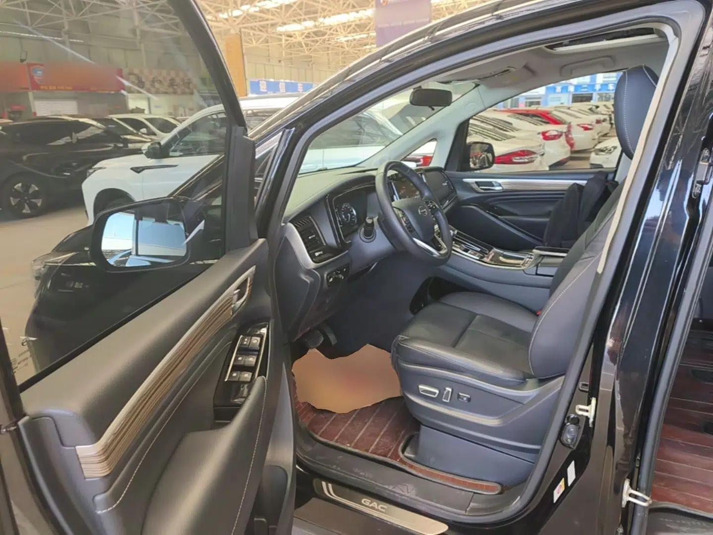 GAC Trumpchi M8 2023 Lingxiu Series 390T Deluxe Edition — миниатюра 18