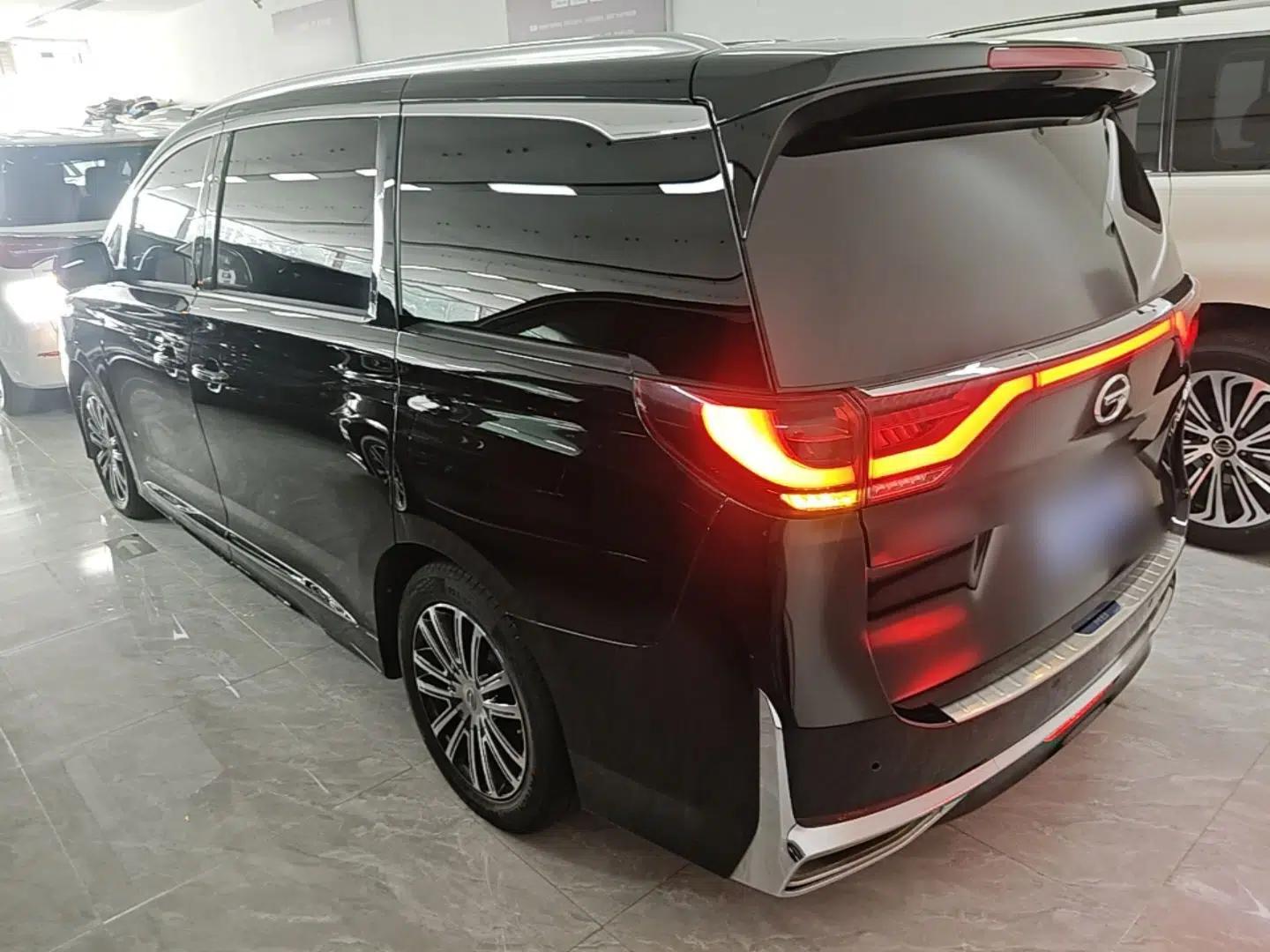 GAC Trumpchi M8 2023 Lingxiu Series 390T Ultimate Edition — миниатюра 4