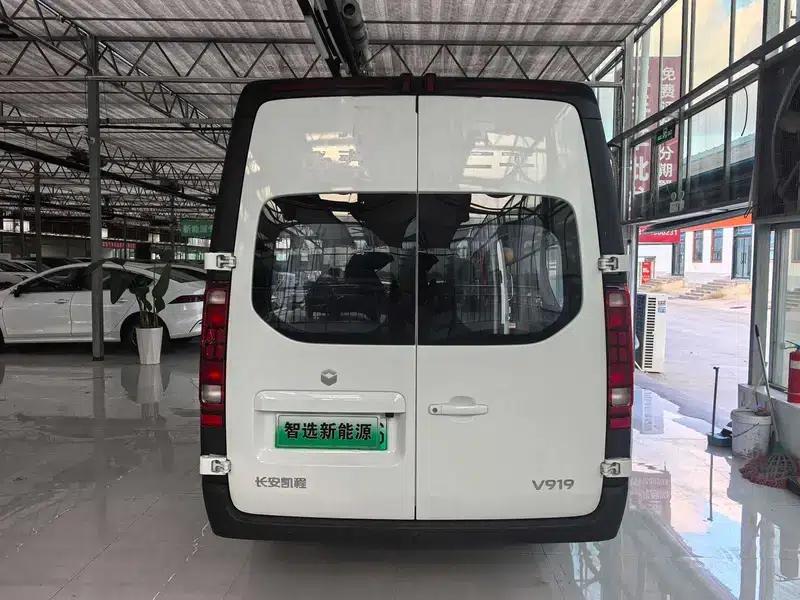 Changan Kaicheng V919 2025 Express Cabin Long Wheelbase High Roof Elite Model 88kWh 6 Seats — миниатюра 3