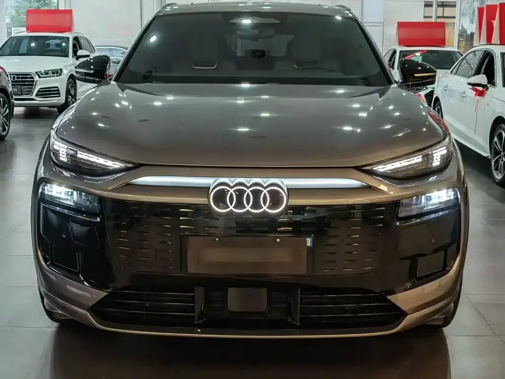 Audi Q6L e-tron 2026 First Edition — миниатюра 3
