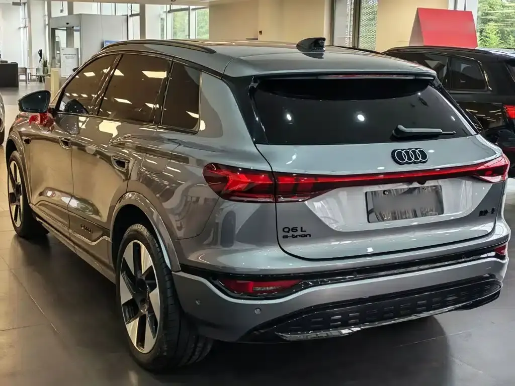 Audi Q6L e-tron 2026 First Edition — миниатюра 5