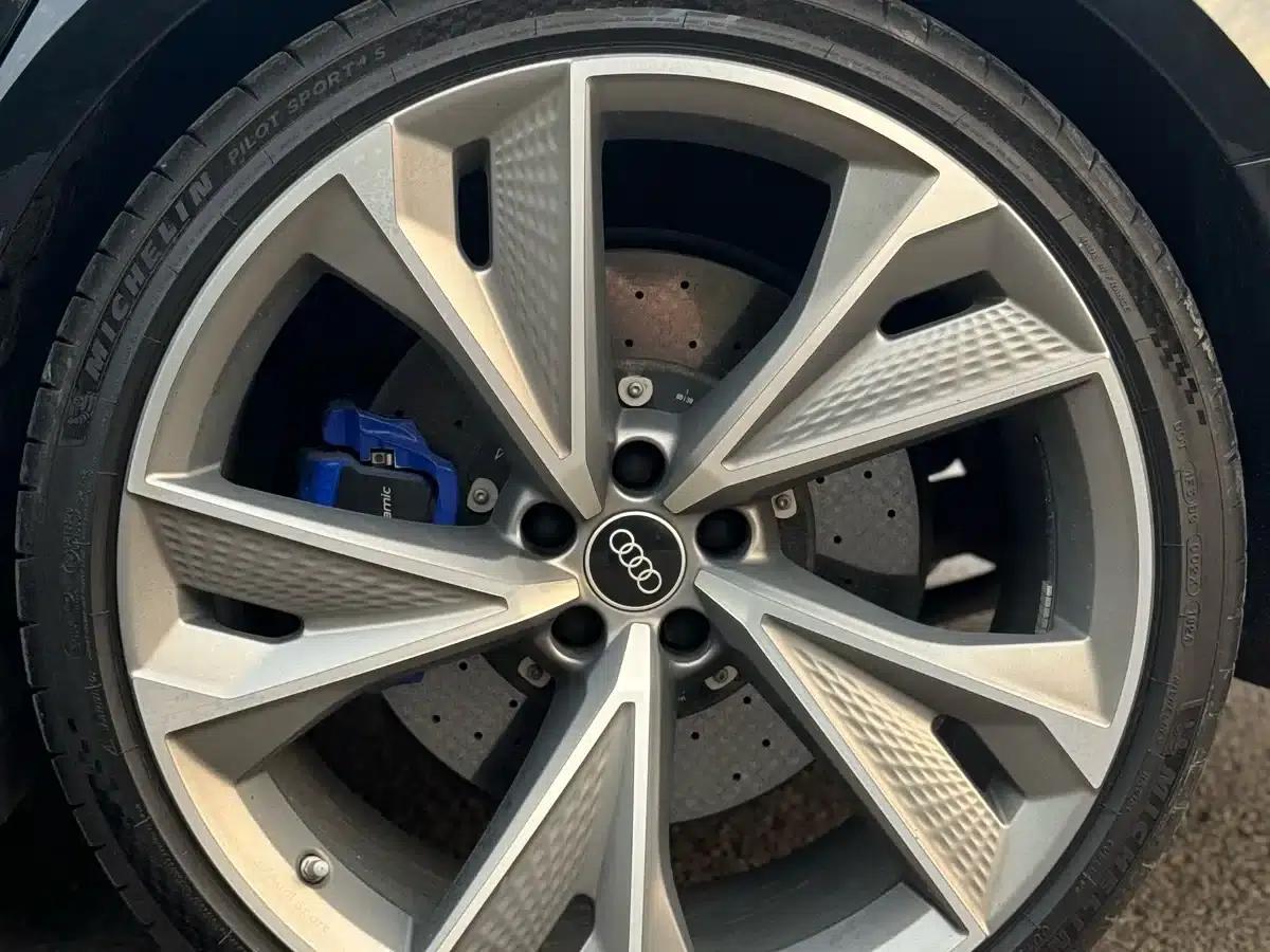 2022 Audi RS 6 RS 6 4.0T Avant — миниатюра 6