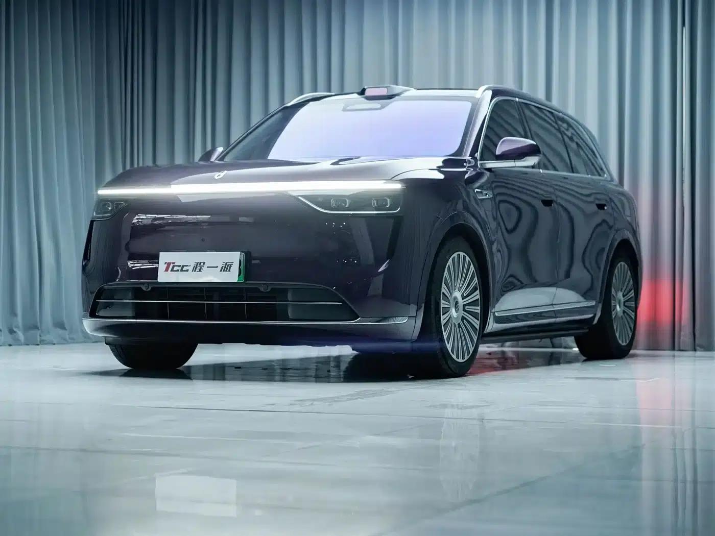 Wenjie M8 2025 Extended Range Max+ Version (53.4kWh, 6-seater, 192-line LiDAR) — миниатюра 2