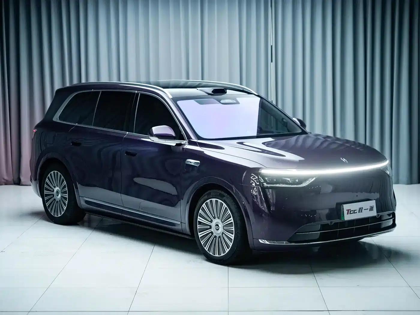 Wenjie M8 2025 Extended Range Max+ Version (53.4kWh, 6-seater, 192-line LiDAR) — миниатюра 4