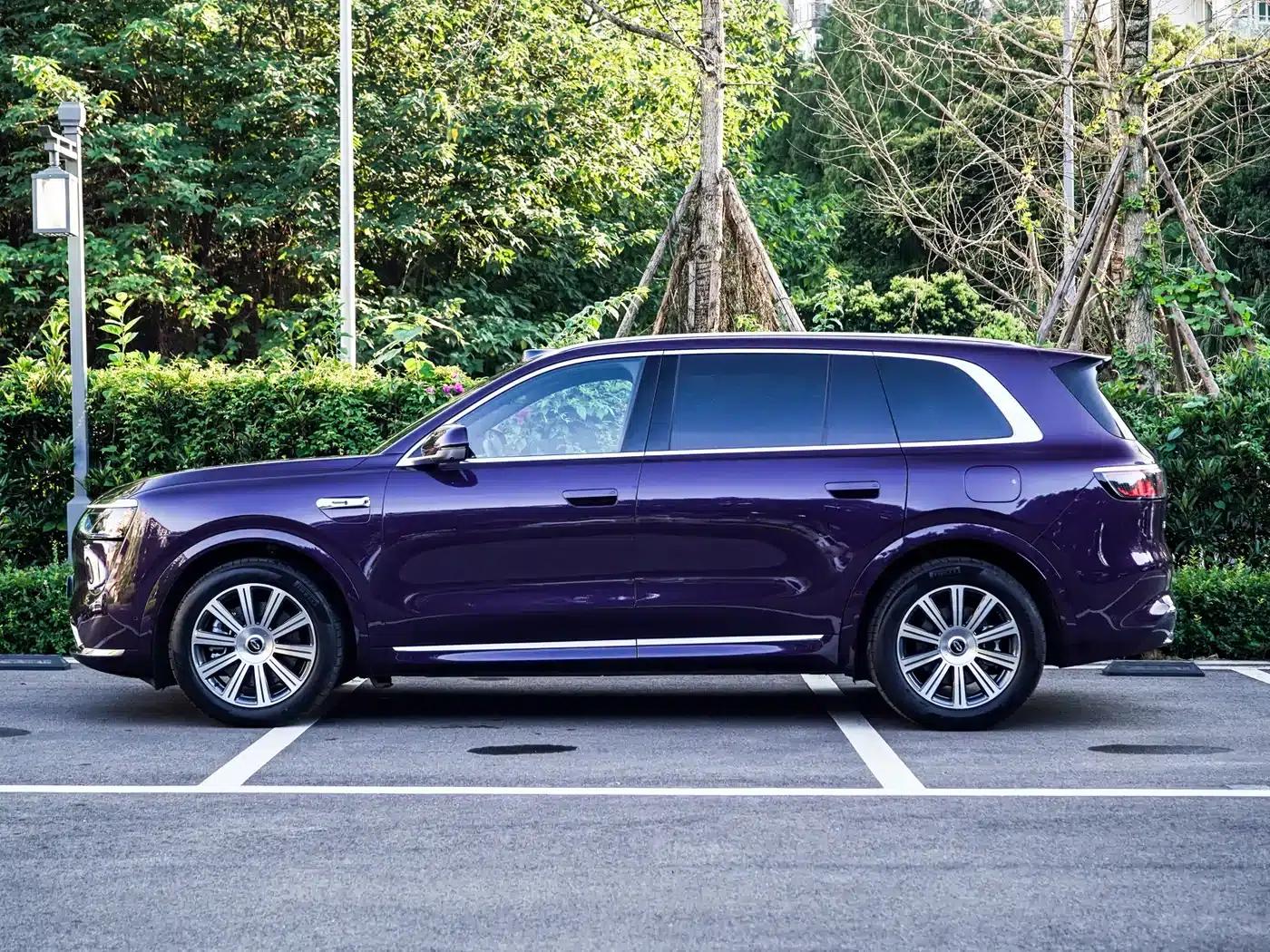 Wenjie M8 2025 Pure Electric Max+ Six-Seat Long Range Version (896-line LiDAR) — миниатюра 2