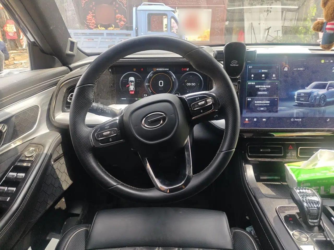 GAC Trumpchi GS8 2022 Dual-Engine Series 2.0TM Two-Wheel Drive Prestige Edition (7 Seats) — миниатюра 10