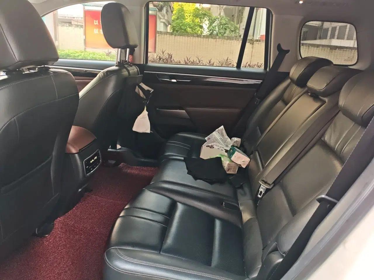 GAC Trumpchi GS8 2017 320T Two-Wheel Drive Luxury Smart Connectivity Version (7 Seats) — миниатюра 17