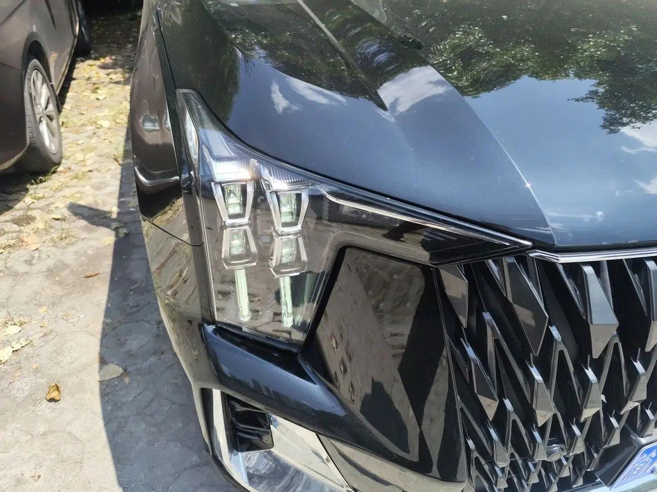 GAC Trumpchi GS8 2022 Double-Energy Series 2.0TM Four-Wheel Drive Premium Edition (7 Seats) — миниатюра 7
