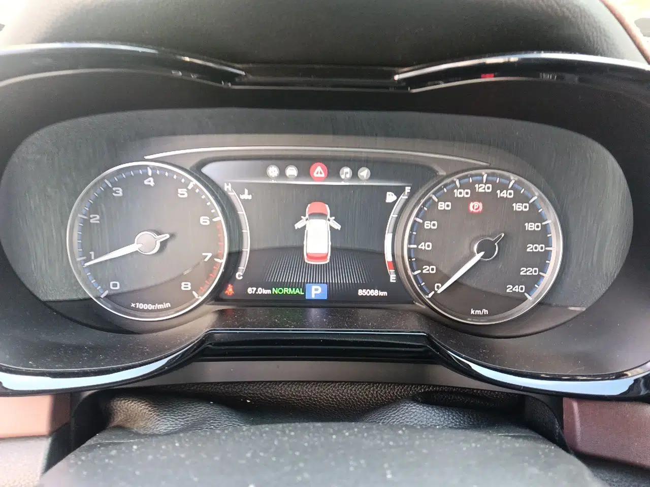 GAC Trumpchi GS8 2017 320T Two-Wheel Drive Luxury Smart Connectivity Version (7 Seats) — миниатюра 11