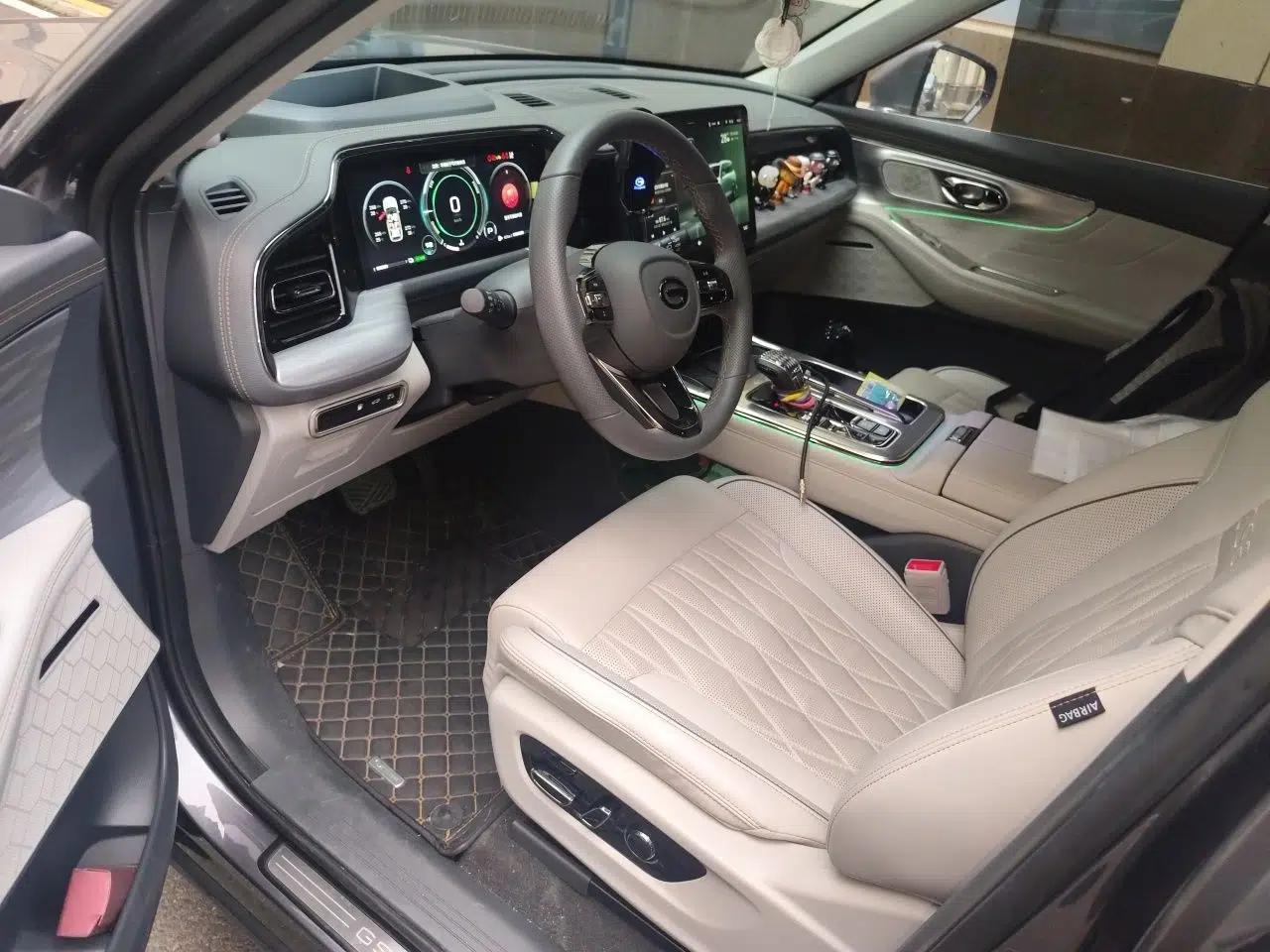 GAC Trumpchi GS8 2022 Double-Energy Series 2.0TM Two-Wheel Drive Prestige Edition (6 Seats) — миниатюра 16