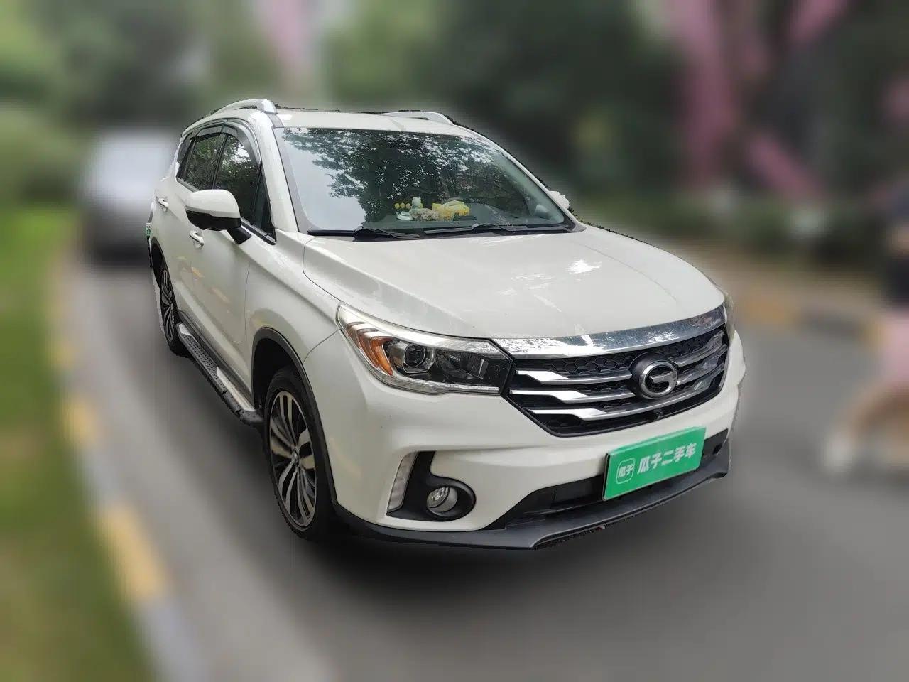 GAC Trumpchi GS4 2017 235T G-DCT Two-Wheel Drive Luxury Edition — миниатюра 3