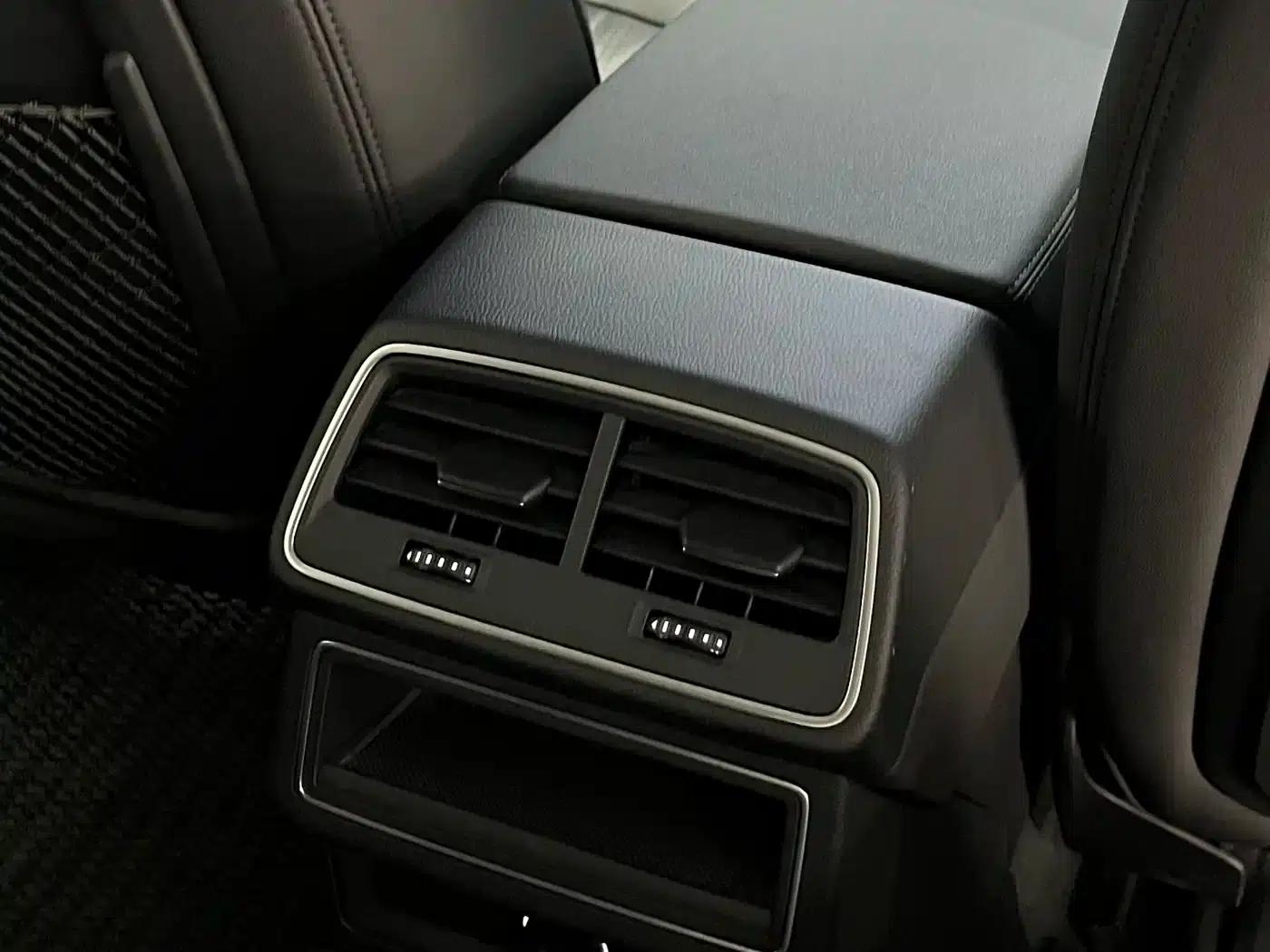 2020 Audi A6 (Imported) allroad quattro Explorer 55 TFSI Premium Off-Road Model — миниатюра 24