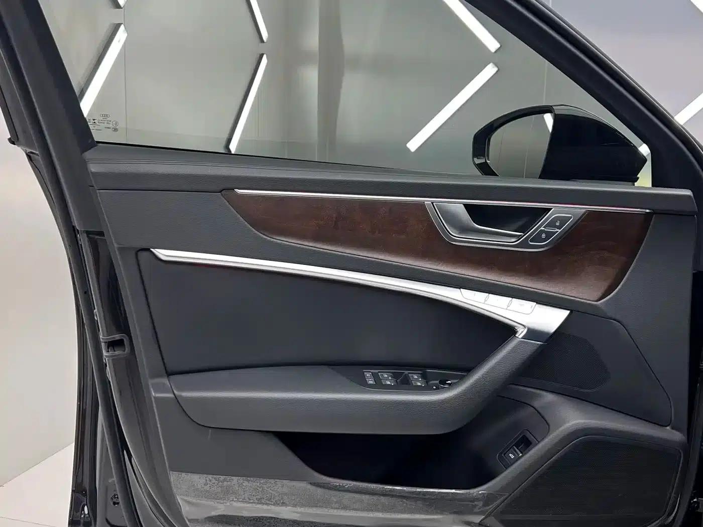 2020 Audi A6 (Imported) allroad quattro Explorer 55 TFSI Premium Off-Road Model — миниатюра 10