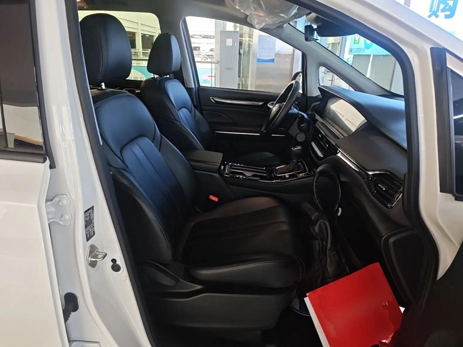GAC Trumpchi M6 2024 MAX 270T WDCT Luxury Edition — миниатюра 19