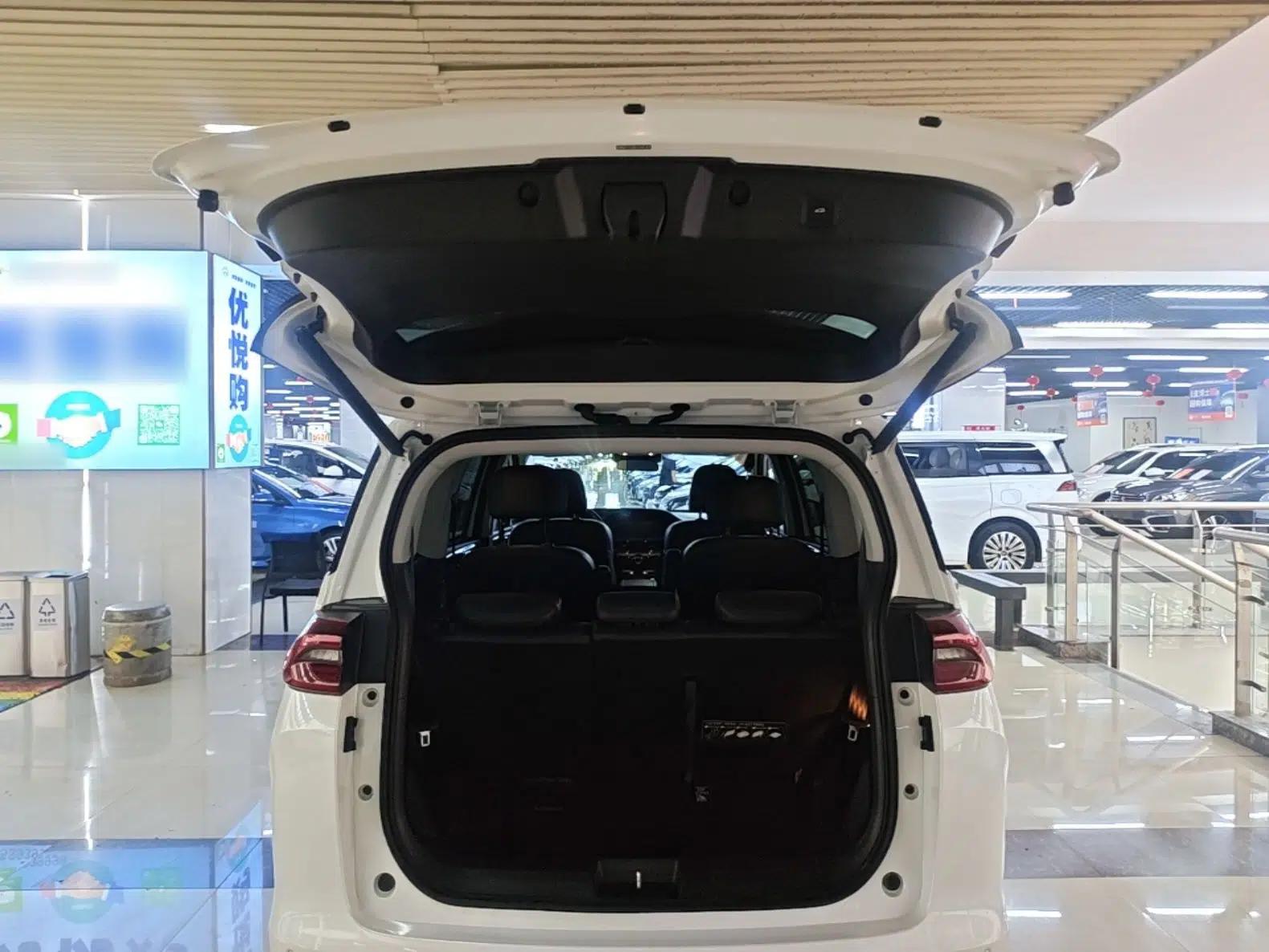 GAC Trumpchi M6 2024 MAX 270T WDCT Luxury Edition — миниатюра 22