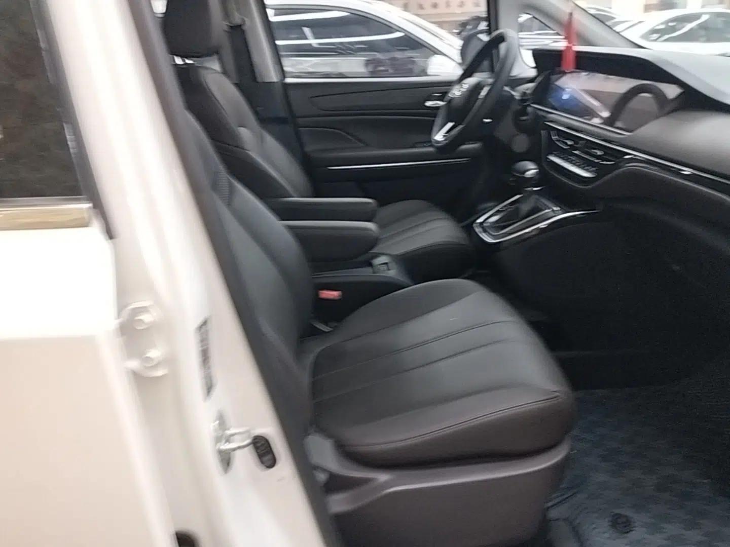 GAC Trumpchi M6 2019 270T DCT Prestige Edition (7-seater) China VI — миниатюра 19