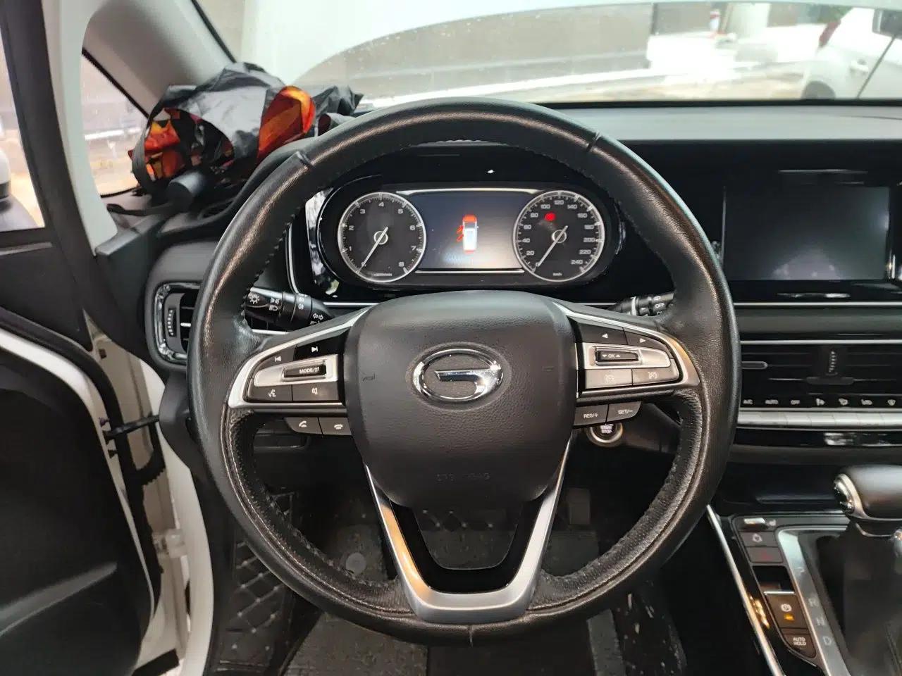 GAC Trumpchi M6 2019 270T DCT Luxury Edition (7-seater) China VI — миниатюра 10